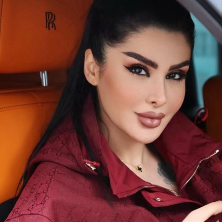 بیوگرافی دنیا جهانبخت (Donya Jahanbakht)